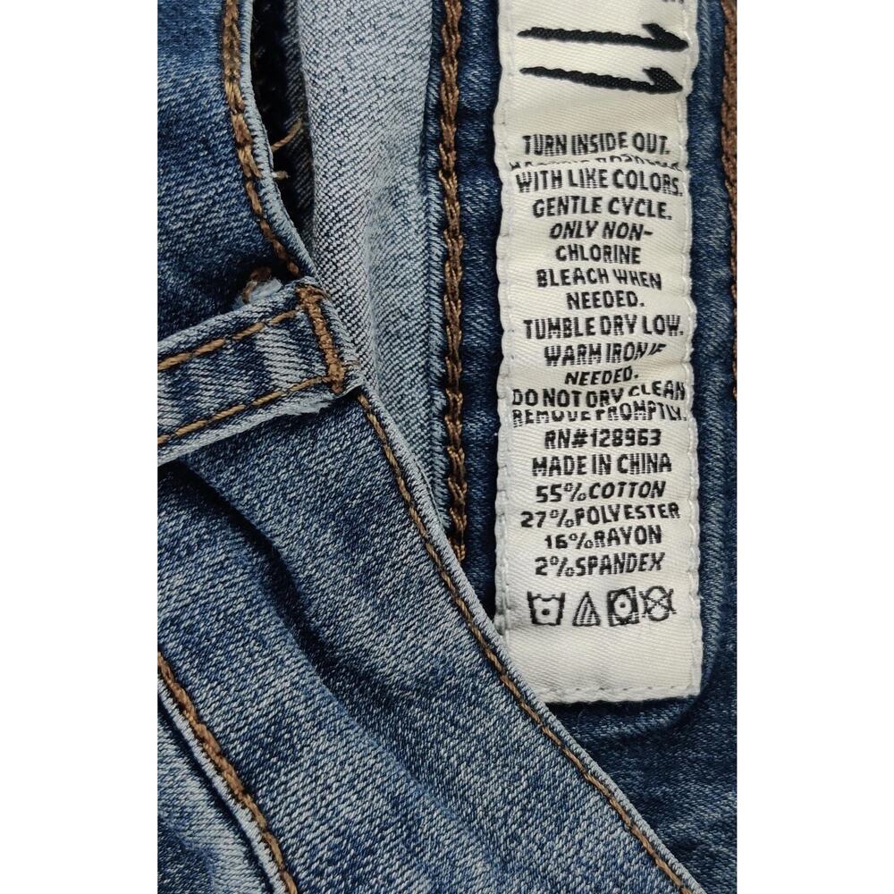 Indigo Rein Capri Jeans Juniors 11 Blue Medium Wash Distressed Cuffed 32x20 - Picture 3 of 9